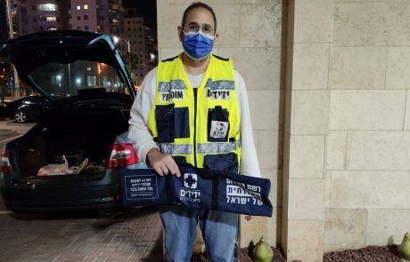 פעוט ננעל ברכב וחולץ ע״י ידידים; בידידים קוראים לאמץ את "כלל המפתח"