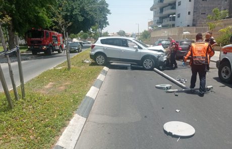 תאונת דרכים בשדרות עופר באשקלון; פצוע קל במקום