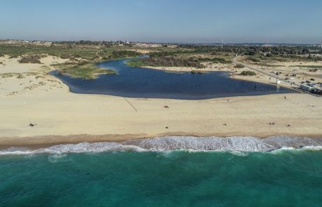 פחות משבוע לטביעתו של בן זיקרי ז"ל: צפו בעבודות של המ.אשקלון לשמירה על המתרחצים באגם זיקים
