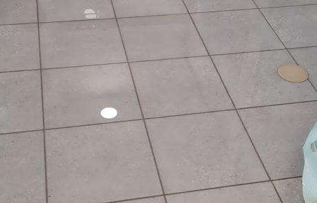 "למה ילד צריך להיות בסכנה בתא השירותים בגן?" הורים לילדים זועמים על המחדל
