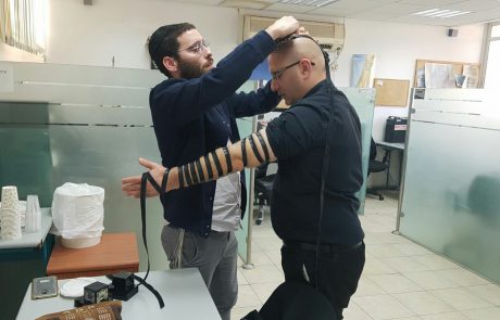 בשמאל יודעים היטב מה זה להיות יהודים – מזכ"ל מפלגת העבודה ערן חרמוני הבוקר
