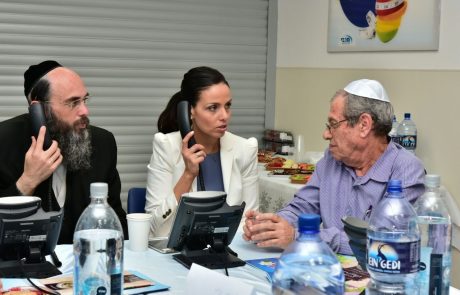 יש לכם שאלות רפואיות לפסח? כנסו ותקבלו פרטים באדיבות "מכבי" וגם: מוקד מיוחד ב4 שפות